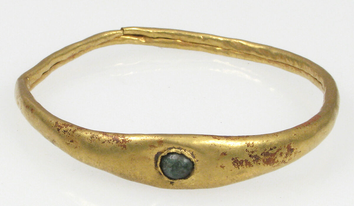 Bracelet, Gold, glass or stone setting, Roman (?) 