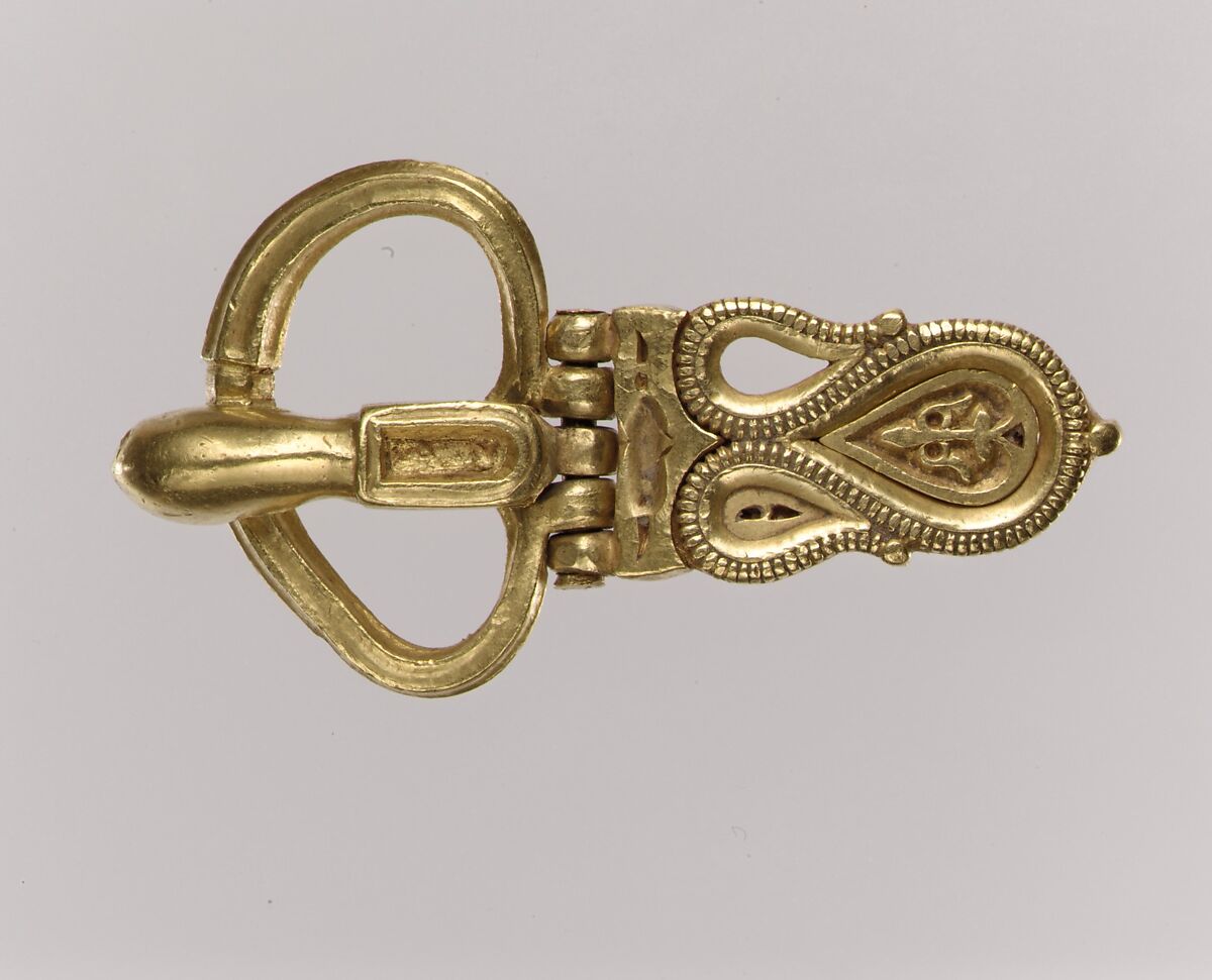 Gold Buckle, Plaque: gold - sheet; wire - beaded; granulation. Tongue: gold - sheet; setting. Loop: gold., Langobardic or Byzantine 