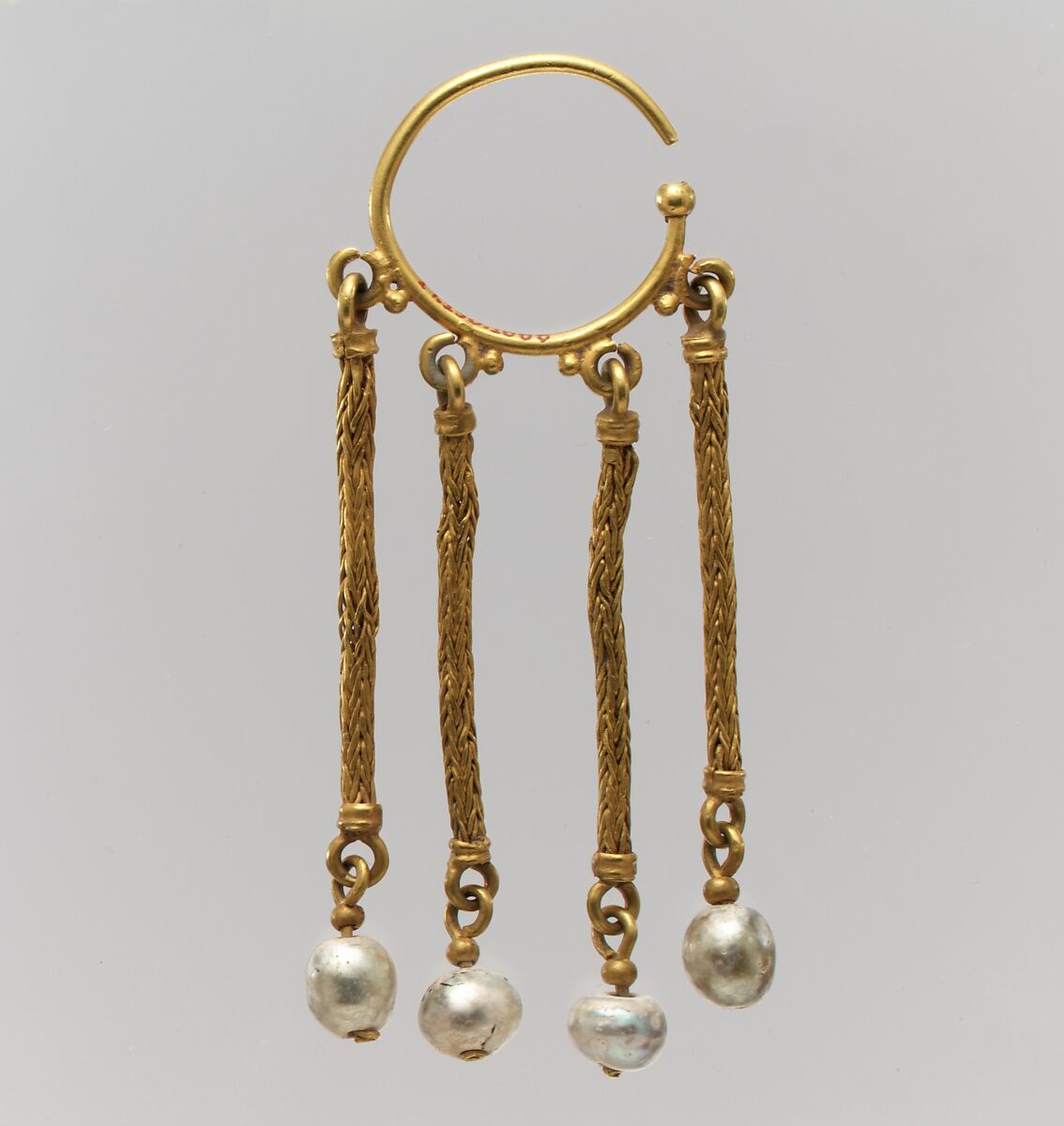 Earring (one of a pair), Gold, pearls, Byzantine