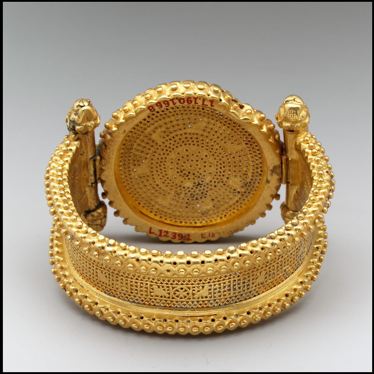 Bracelet (one of a pair), Gold, Byzantine