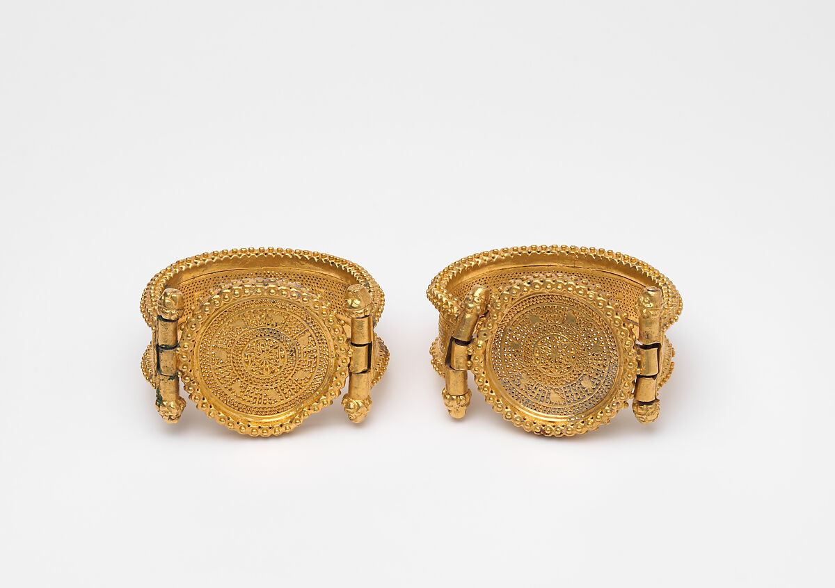Bracelet (one of a pair), Gold, Byzantine