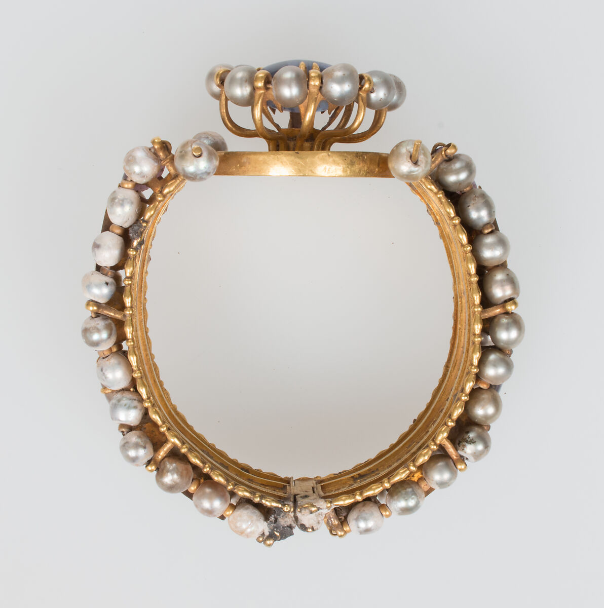 Jeweled Bracelet (one of pair), Gold, silver, pearls, amethyst, sapphire, glass, quartz, Byzantine