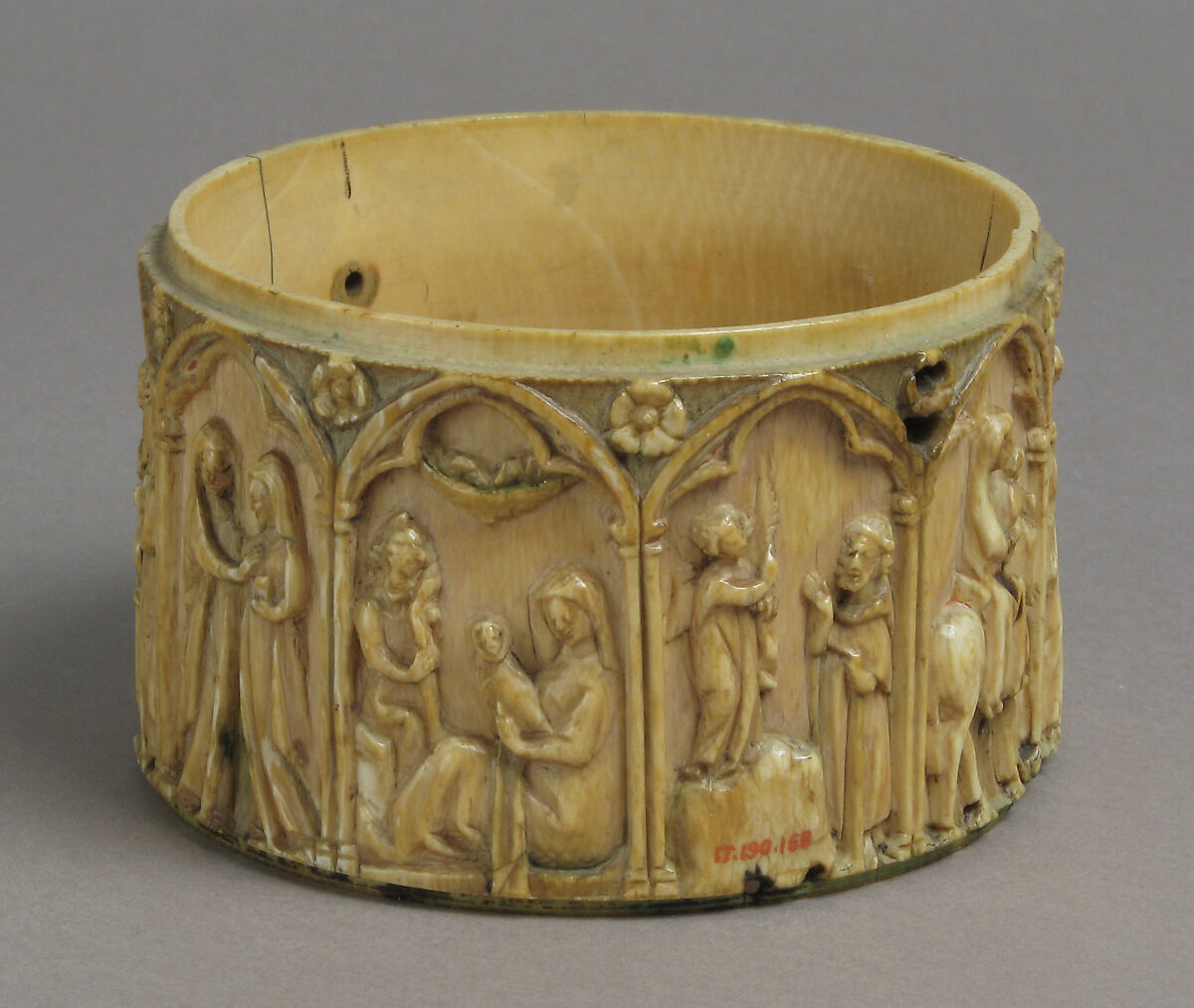 Circular Box (Pyxis) with Scenes from the Infancy of Jesus, Elephant ivory with traces of polychromy, French