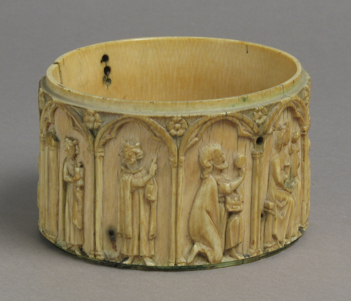 Circular Box (Pyxis) with Scenes from the Infancy of Jesus, Elephant ivory with traces of polychromy, French