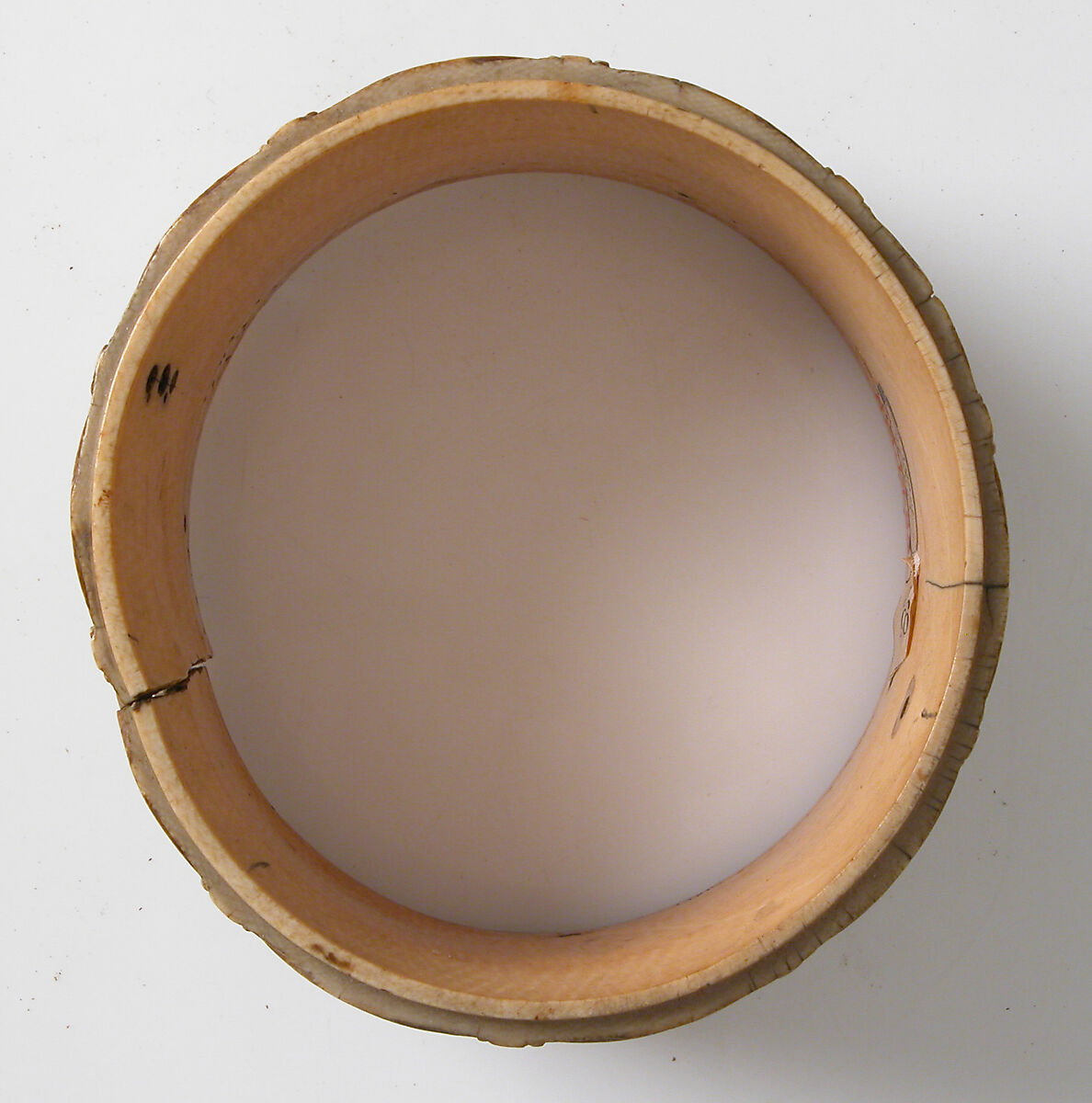 Circular Box (Pyxis) with Scenes from the Infancy of Jesus, Elephant ivory with traces of polychromy, French