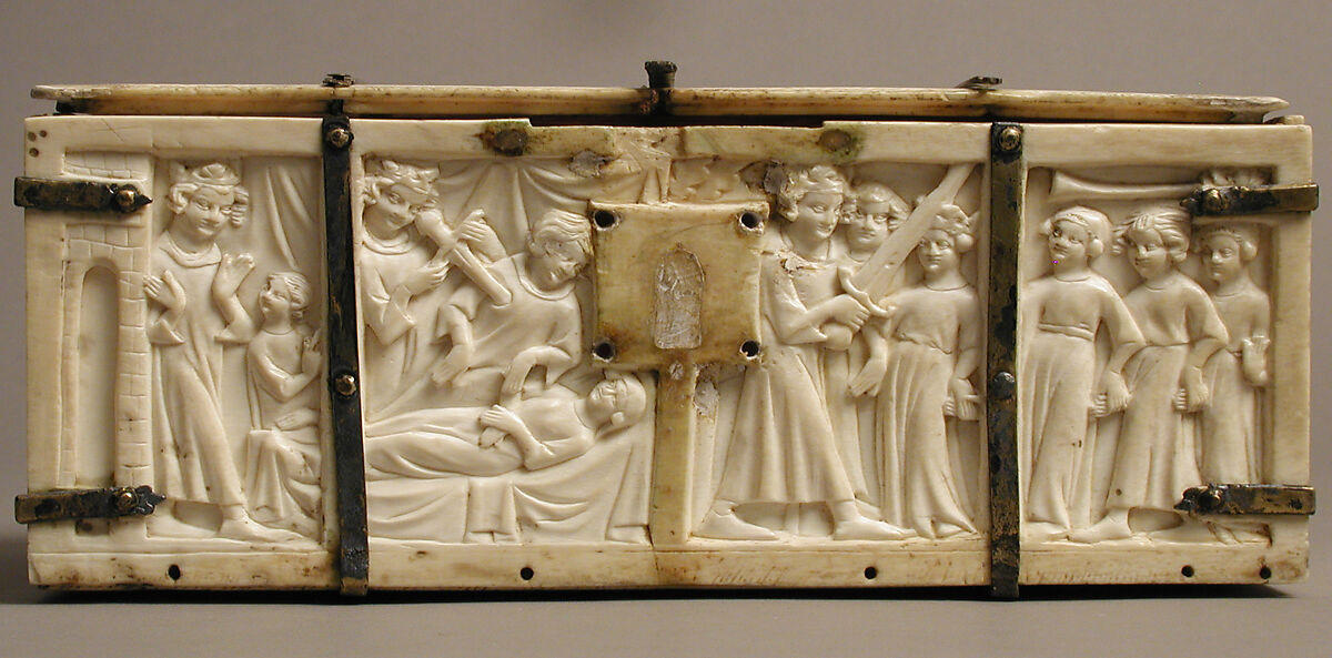 Box with scenes from the Romance, "The Chatelaine of Vergy", Elephant ivory with gilded Silver mounts, French
