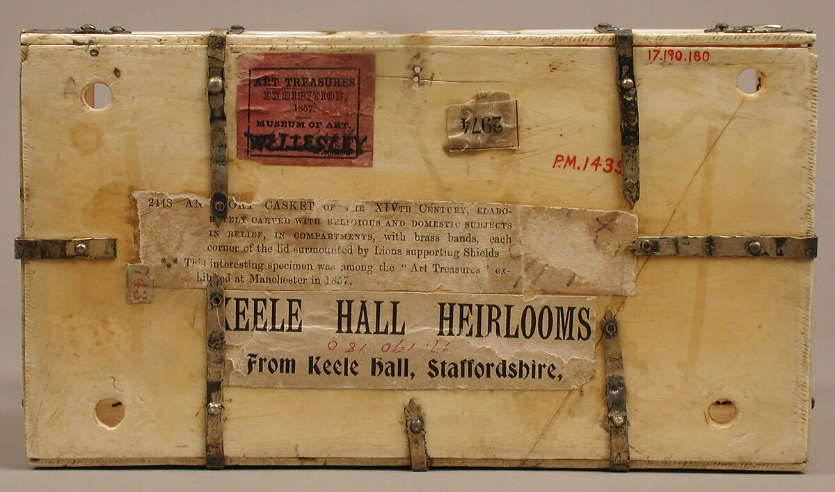 Box with scenes from the Romance, "The Chatelaine of Vergy", Elephant ivory with gilded Silver mounts, French