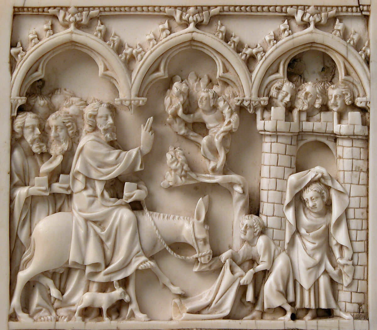 Diptych with Scenes from the Passion, Elephant ivory with metal mounts, French