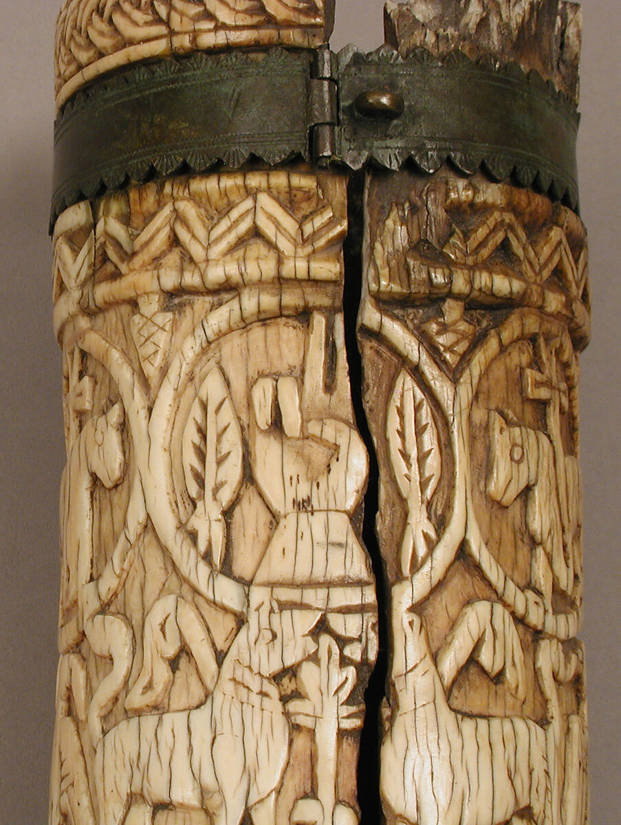 Oliphant, Elephant ivory, metal mounts, South Italian