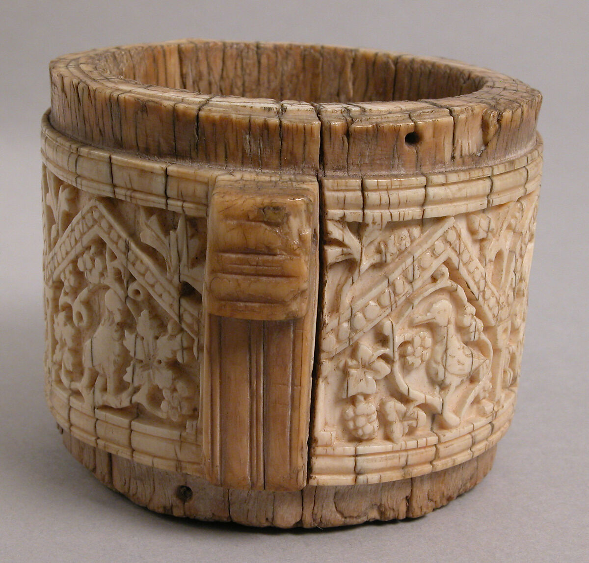Mortar, Elephant ivory, Syrian (?)