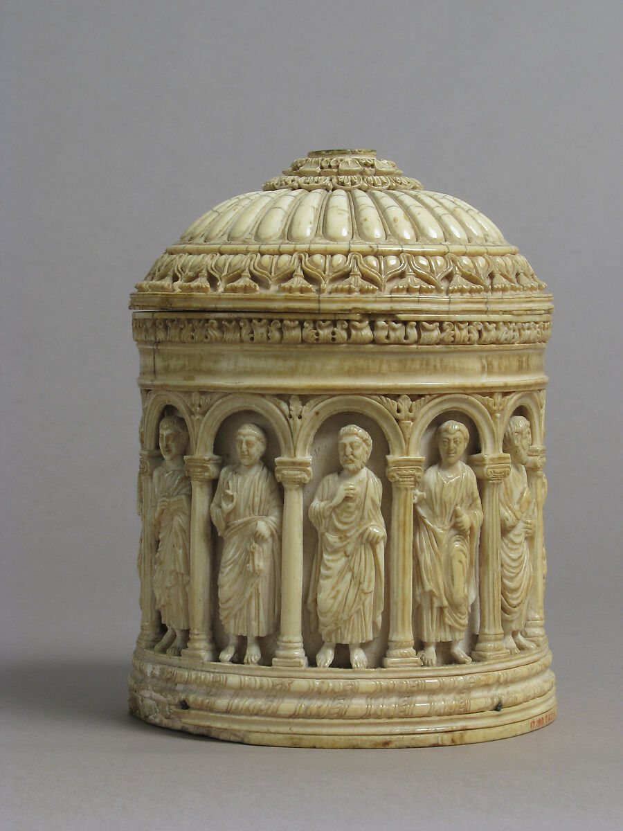 Container with Figures under an Arcade, Elephant ivory, European (Antique style)