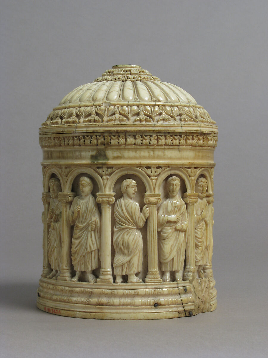 Container with Figures under an Arcade, Elephant ivory, European (Antique style)