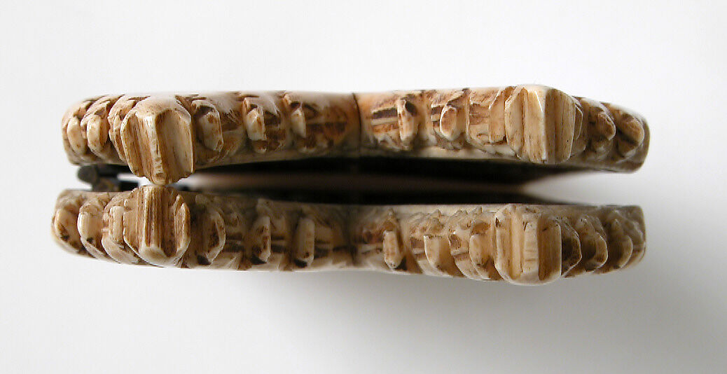 Diptych with Scenes from the Life of Christ, Elephant ivory with metal hinges, European (Medieval style)