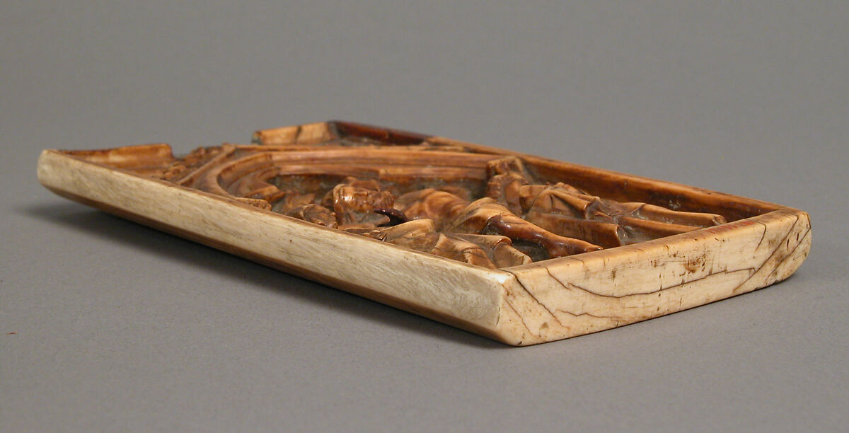 Plaque with the Crucifixion, Elephant ivory, North French