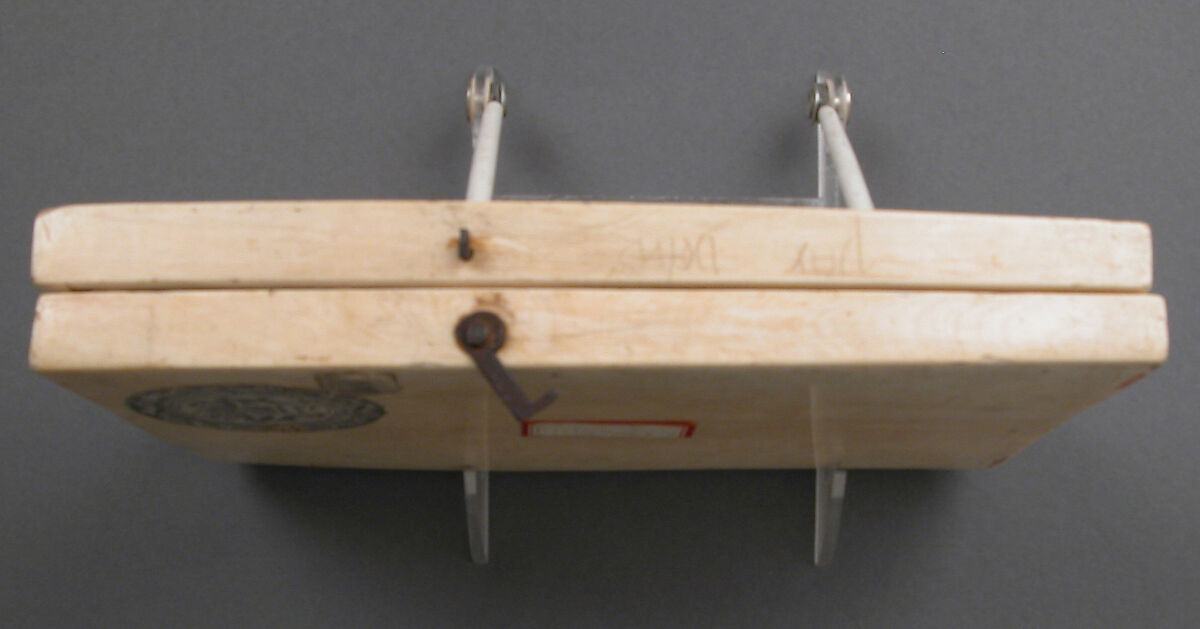 Diptych with Virgin and Child and Crucifixion, Elephant ivory with metal mounts, French