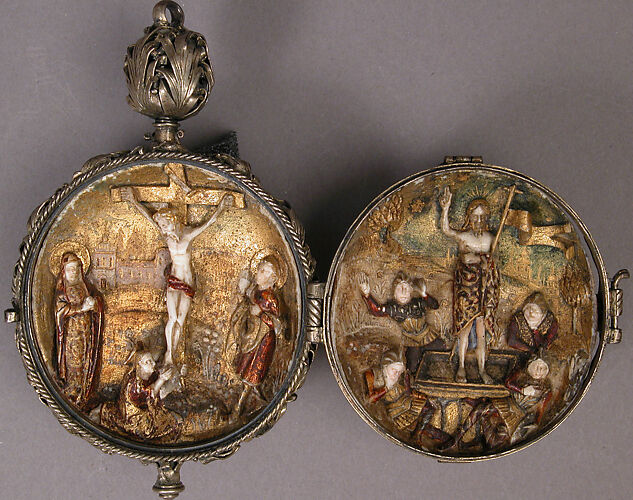 Rosary Bead with the Crucifixion and Resurrection