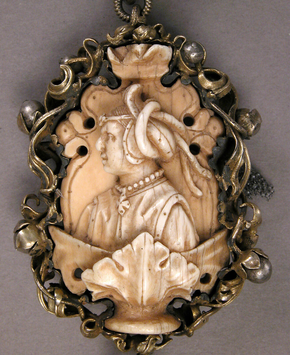 Rosary, Elephant ivory, silver, and partially gilded mounts, German