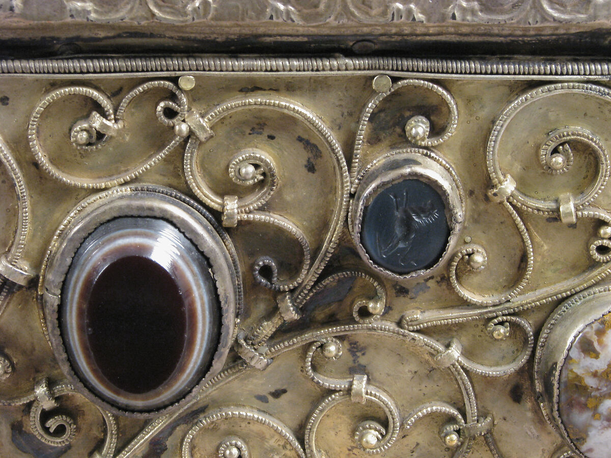 Chasse, Silver-gilt, wood, gems, intaglio, cameo over wood core, German