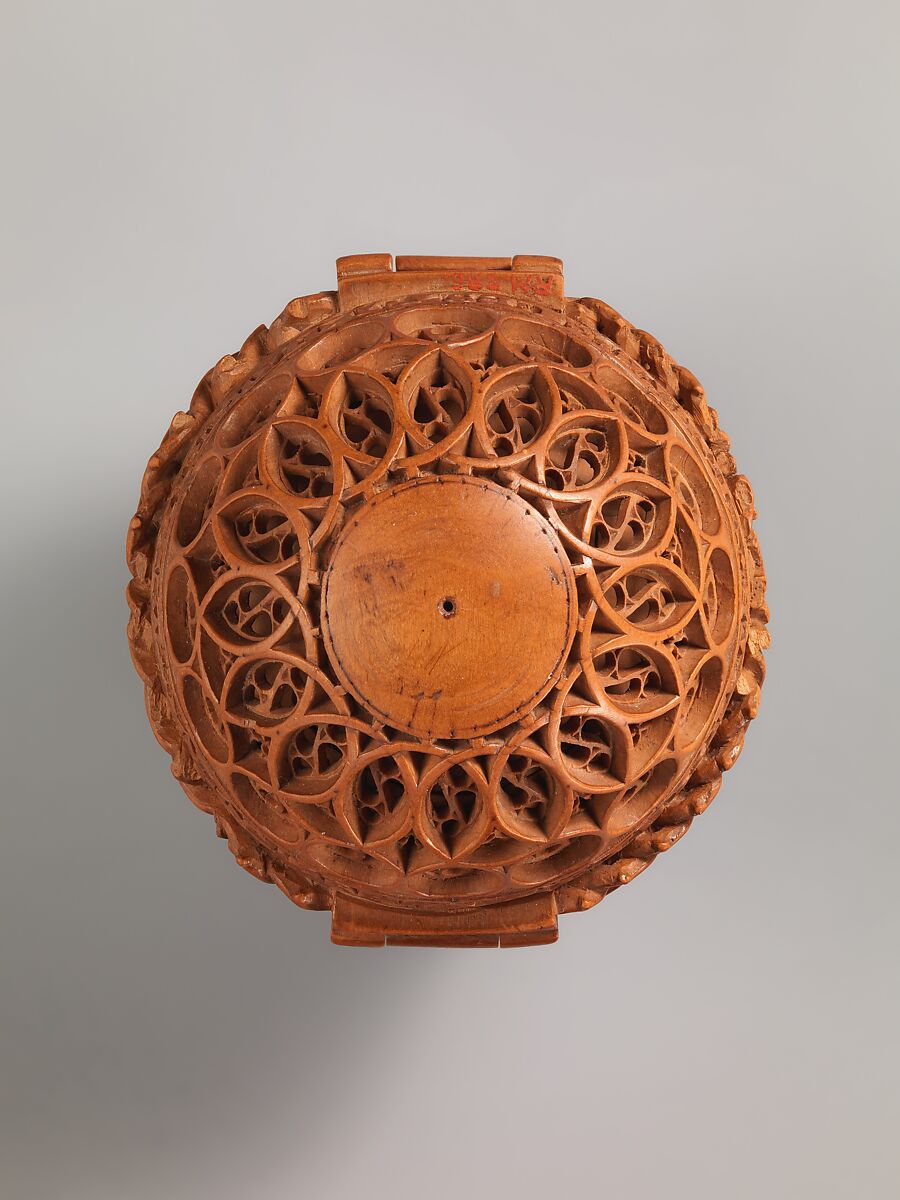 Prayer Bead with the Adoration of the Magi and the Crucifixion, Boxwood, Netherlandish