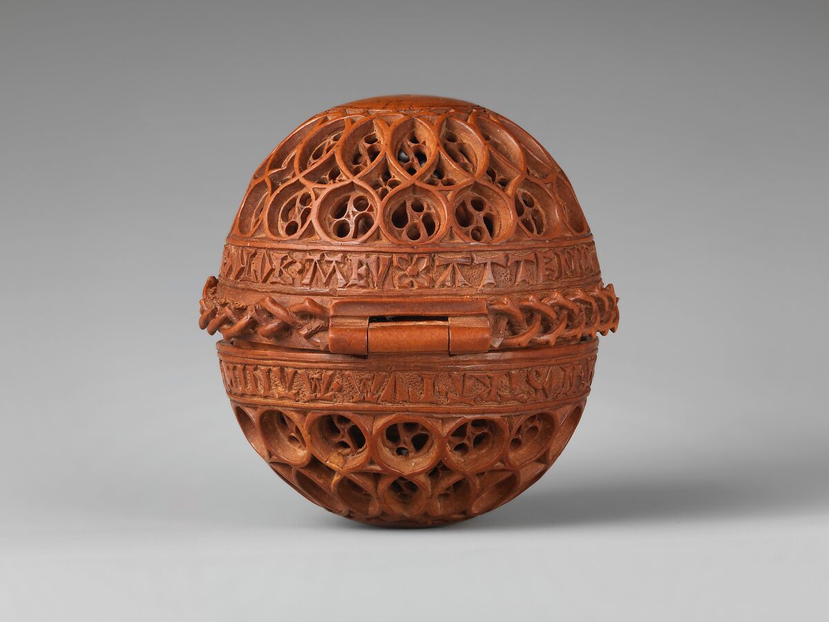 Prayer Bead with the Adoration of the Magi and the Crucifixion, Boxwood, Netherlandish