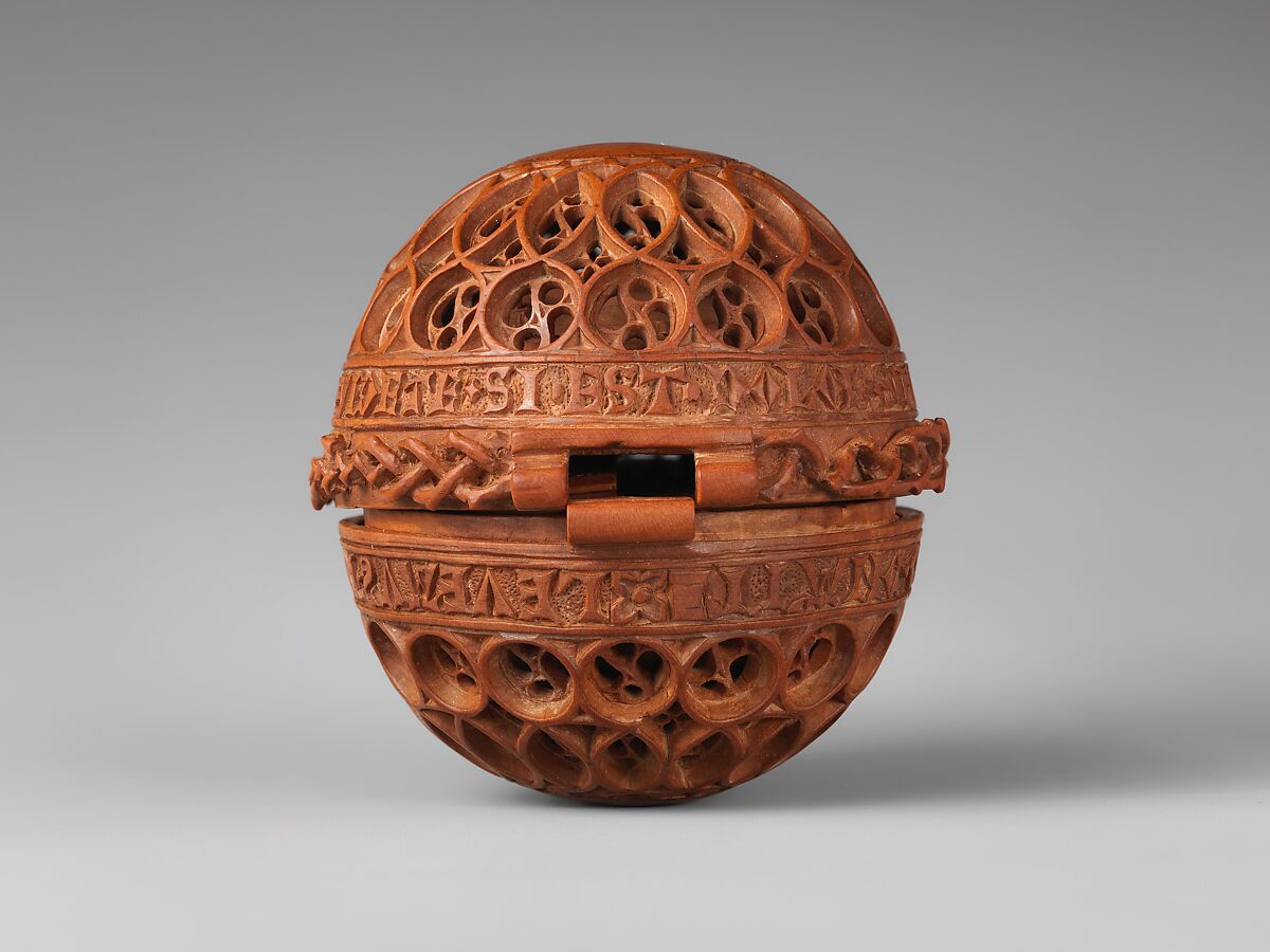 Prayer Bead with the Adoration of the Magi and the Crucifixion, Boxwood, Netherlandish