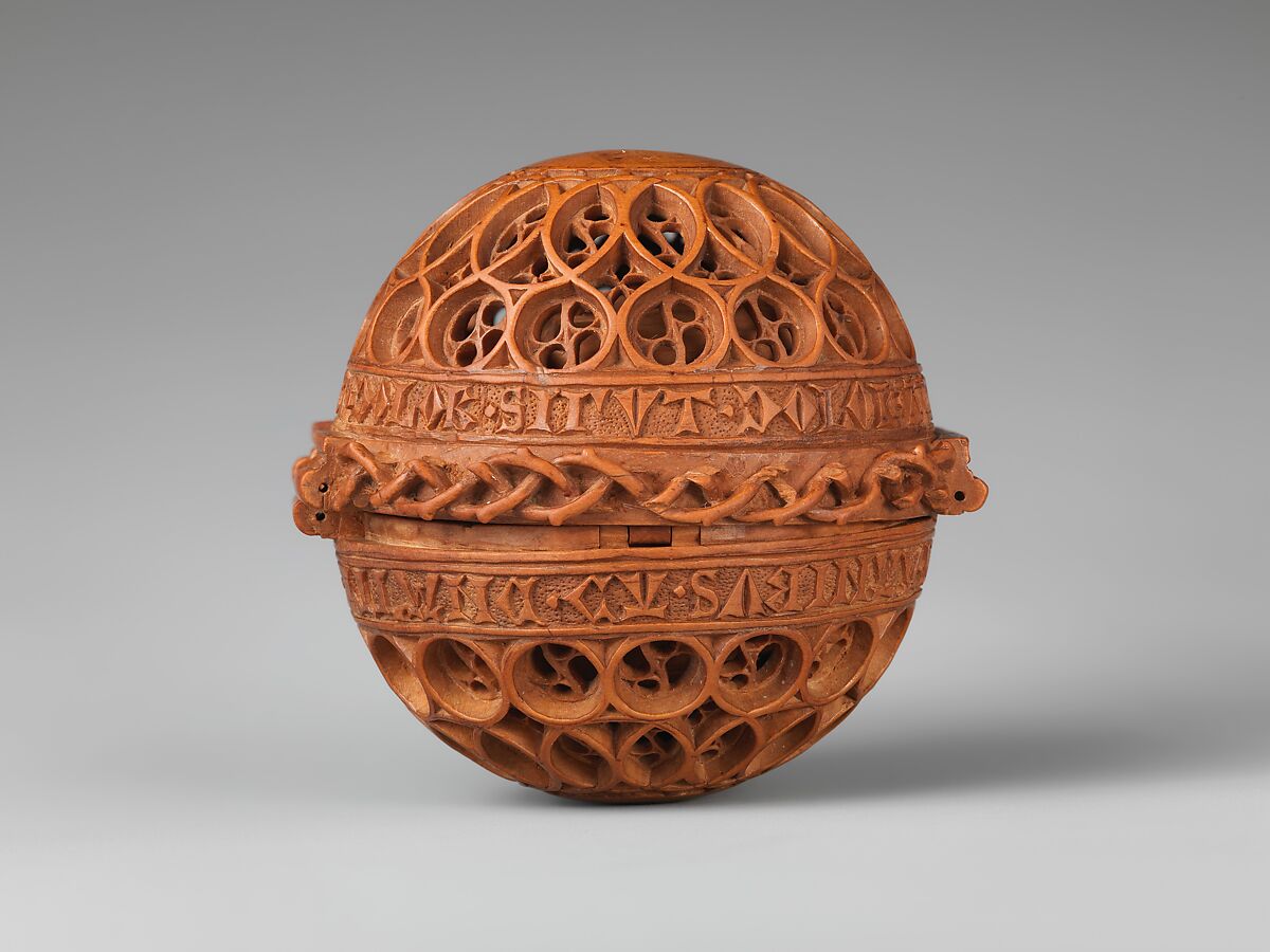 Prayer Bead with the Adoration of the Magi and the Crucifixion, Boxwood, Netherlandish