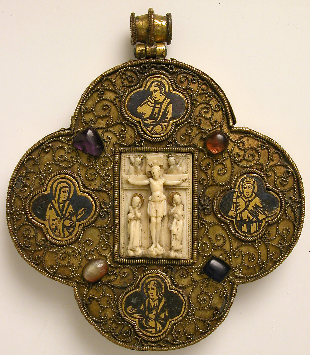 Ivory Plaque with the Crucifixion, Elephant ivory with gilding, Ottonian