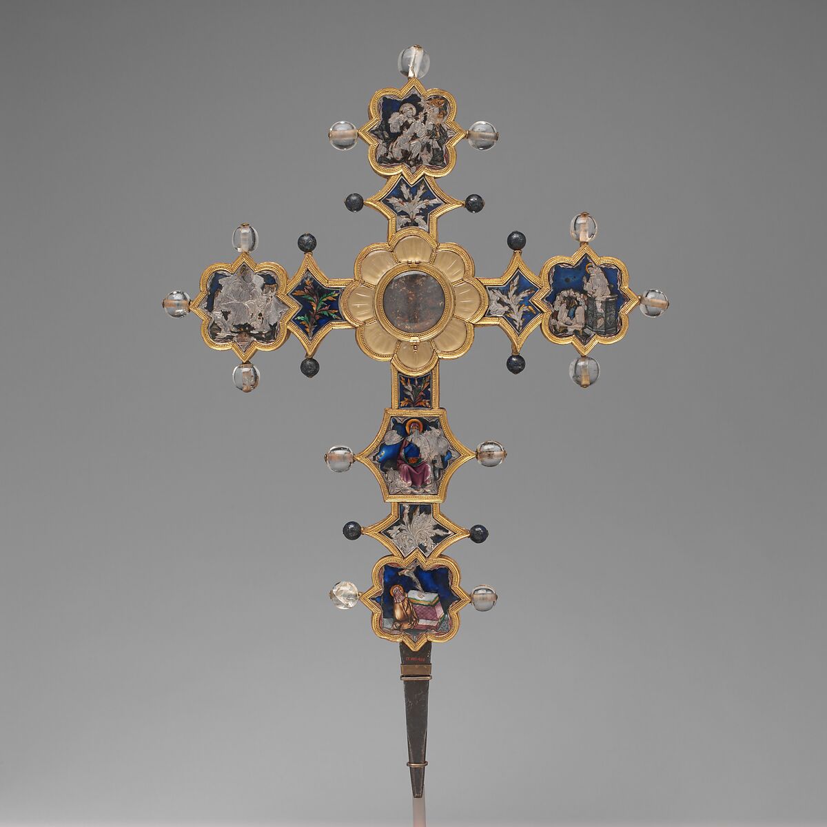 Relics and Reliquaries in Medieval Christianity, Essay