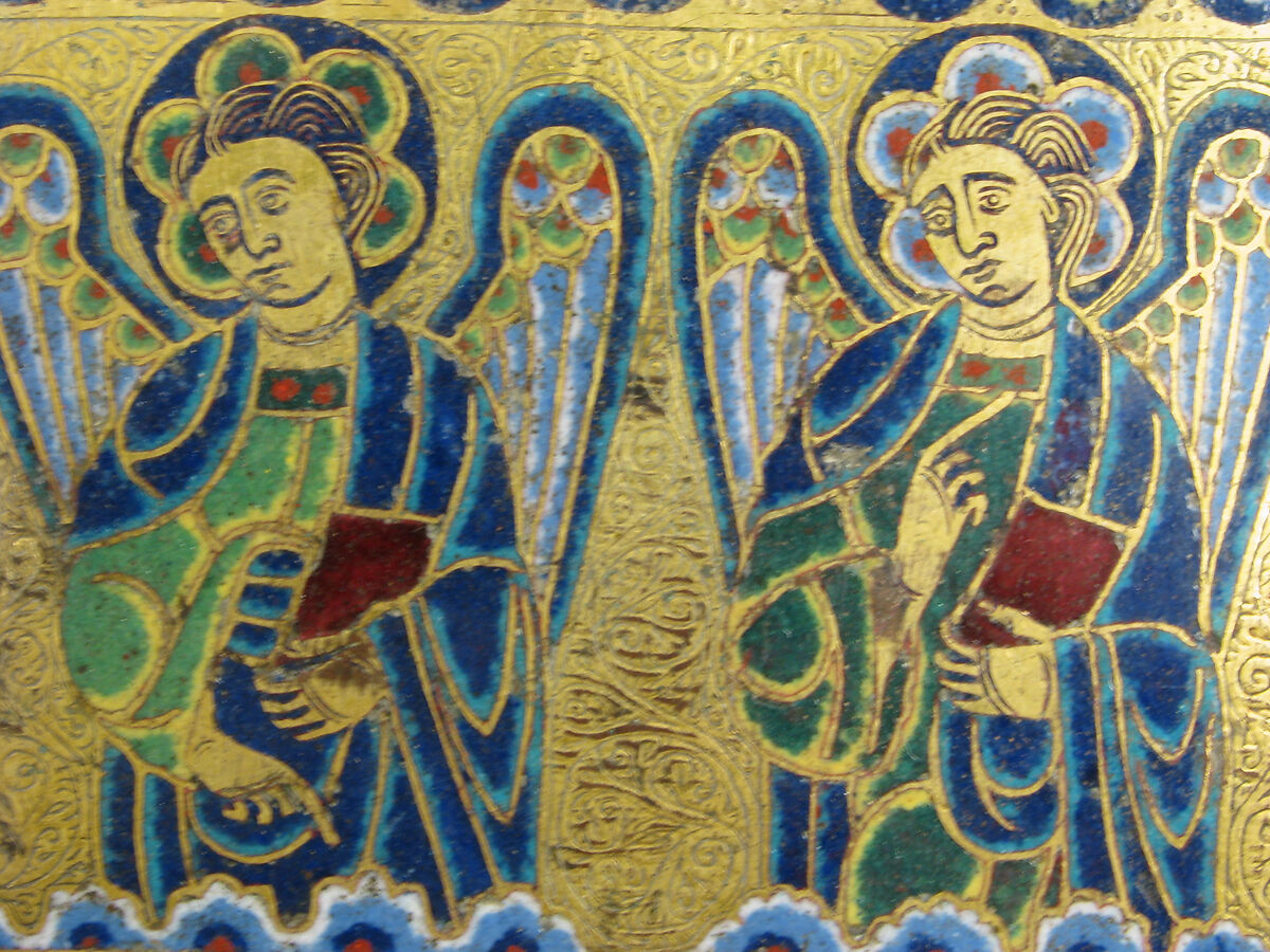 Chasse with Christ in Majesty and the Lamb of God, Champlevé enamel: blue-black; dark, medium, and light blue; turquoise, dark and light green, yellow, red, translucent wine red, and white; wood core, painted red on exterior; copper: engraved, scraped, stippled, and gilt., French