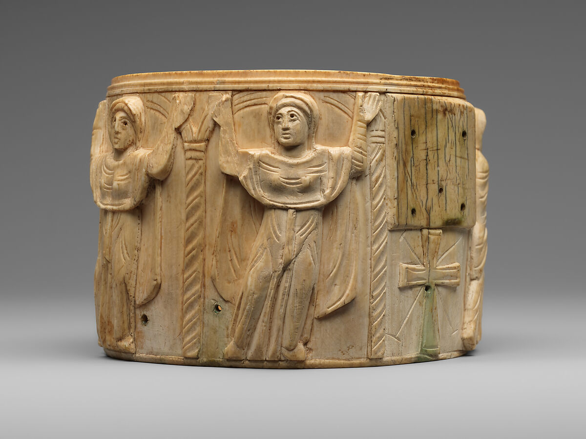 Circular Box (Pyxis) with the Women at Jesus' Tomb, Elephant ivory with metalwork and paint, Byzantine