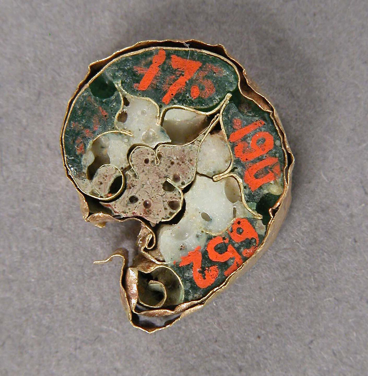Fragment with a Leaf Motif, Cloisonné enamel, gold, Byzantine