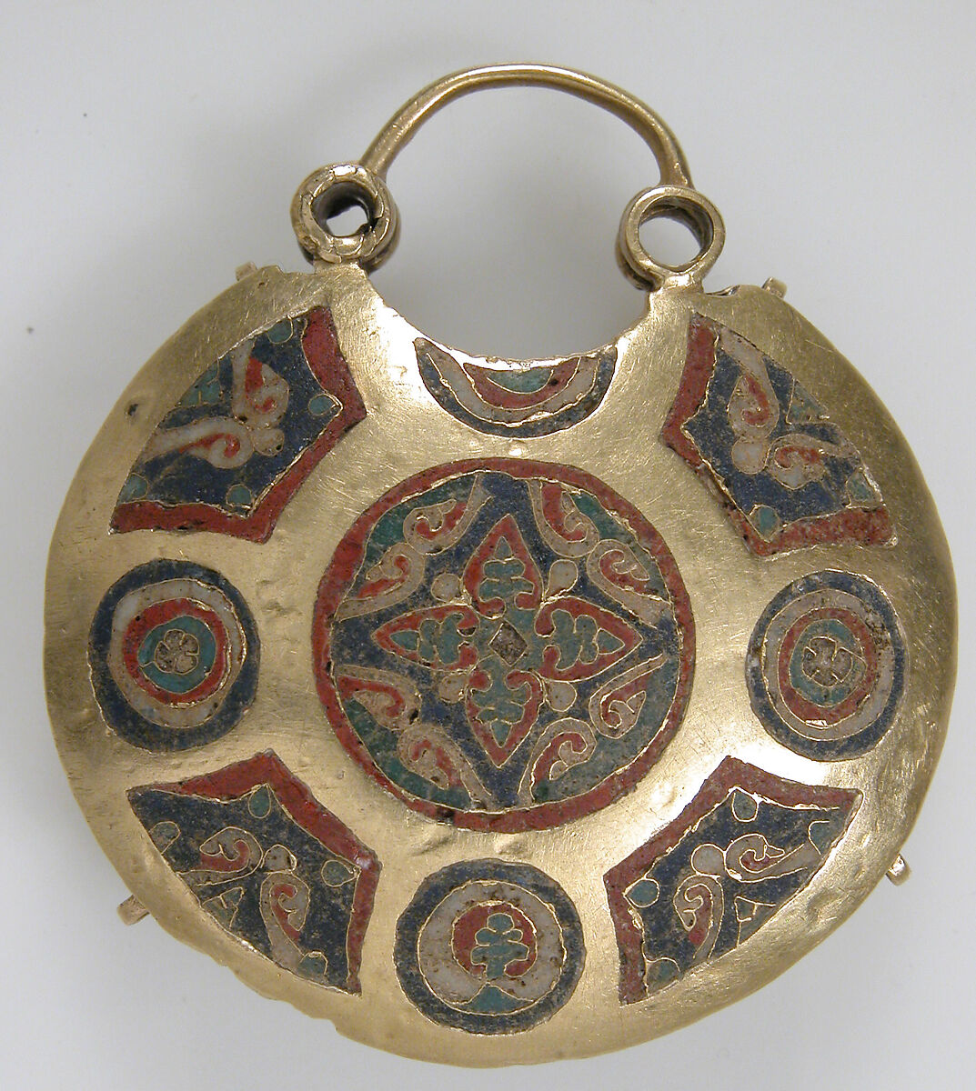 Temple Pendant with Two Birds Flanking a Tree of Life (front) and Geometric and Vegetal Motifs (back), Cloisonné enamel, gold, Kyivan Rus’