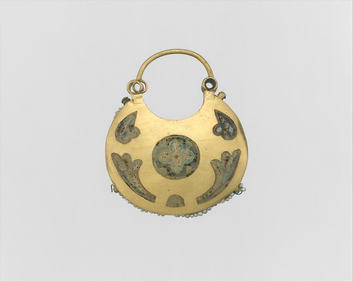 One of a Pair of Temple Pendants, with Busts of Male Saints Holding Martyr's Cross (front) and Leaf and Rosette Motifs (back), Cloisonné enamel, gold, pearls, Kyivan Rus’