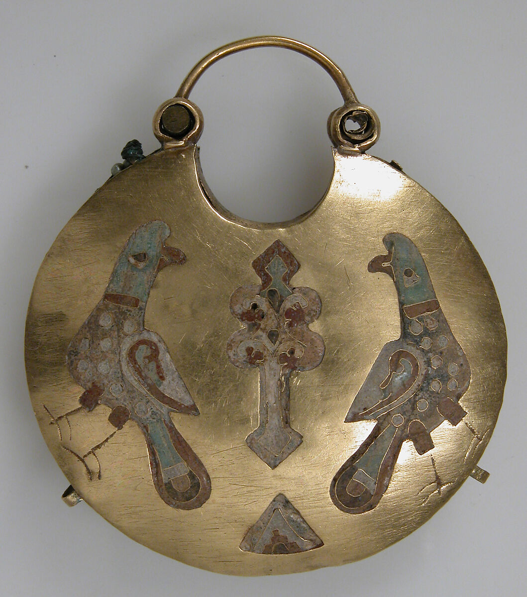 One of a Pair of Temple Pendants, with Two Birds Flanking a Tree of Life (front) and Leaf and Rosette Motifs (back), Cloisonné enamel, gold, Kyivan Rus’