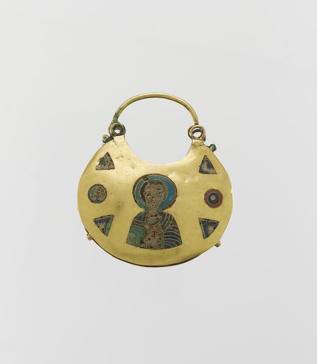 One of a Pair of Temple Pendants, with Busts of Male Saints Holding Martyr's Cross (front) and Leaf and Rosette Motifs (back), Cloisonné enamel, gold, Kyivan Rus’ 