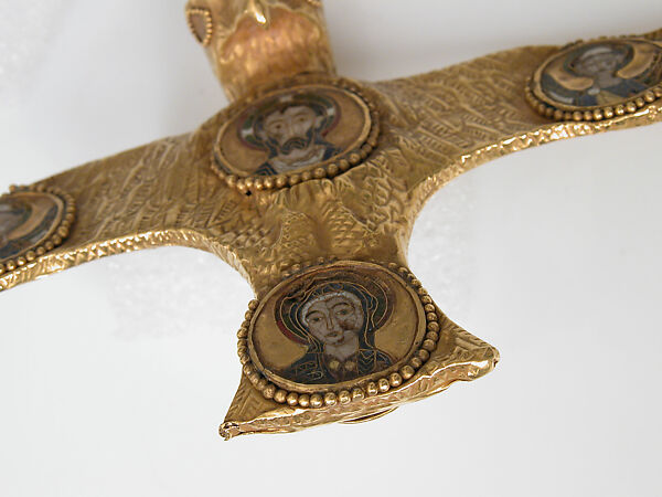 Dove, Cloisonné enamel, gold, European