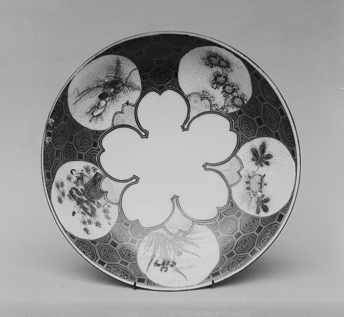 Saucer, White porcelain decorated with red and gold (Hizen ware, Kutani type), Japan 
