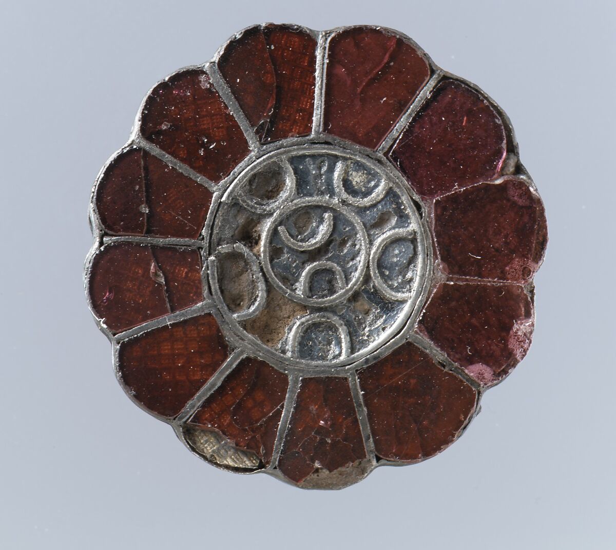 Rosette Brooch, Silver-gilt, beaded filigree, garnets with silver-gilt patterned, Frankish 