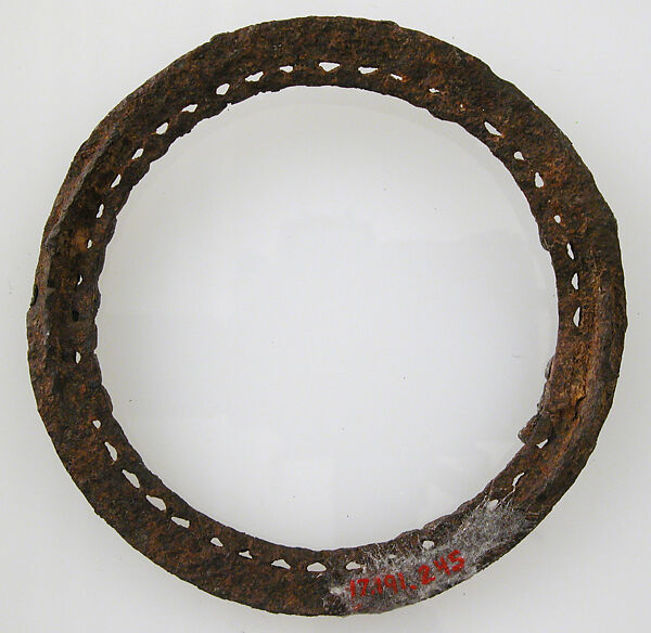Band, Lead over iron, European
