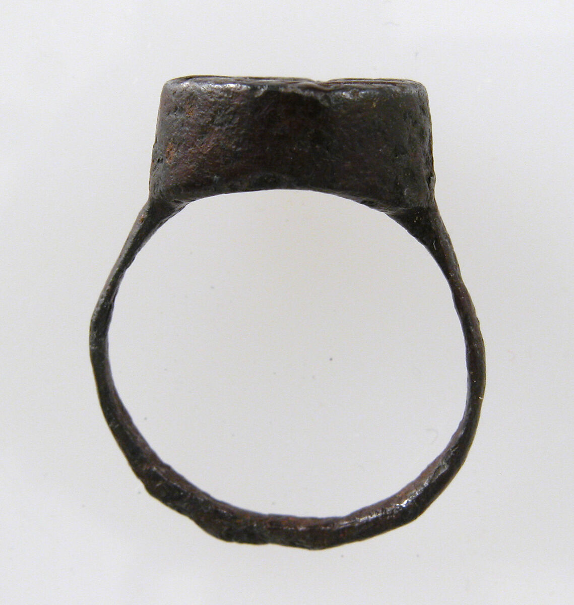 Finger Ring, Copper alloy, traces of gilding (?), Roman
