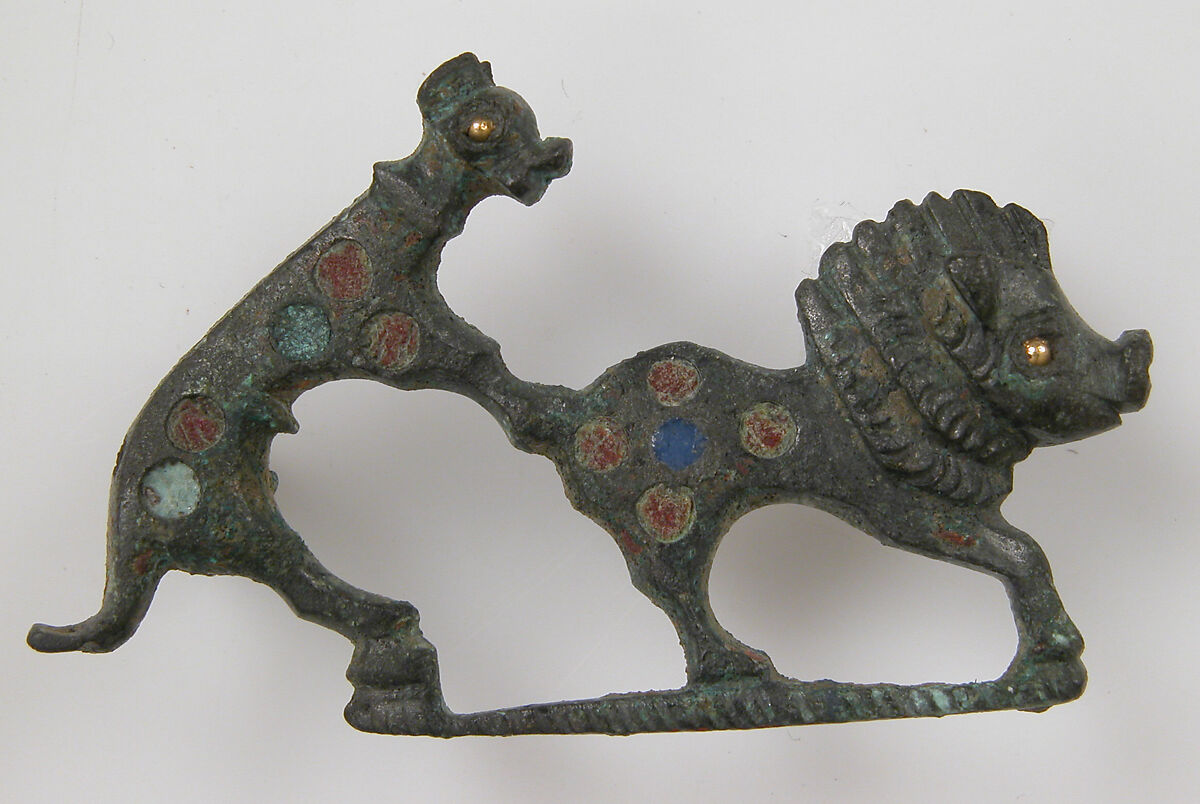 Brooch in the Form of a Dog Attacking a Boar, Champlevé enamel, bronze, gold, Roman 