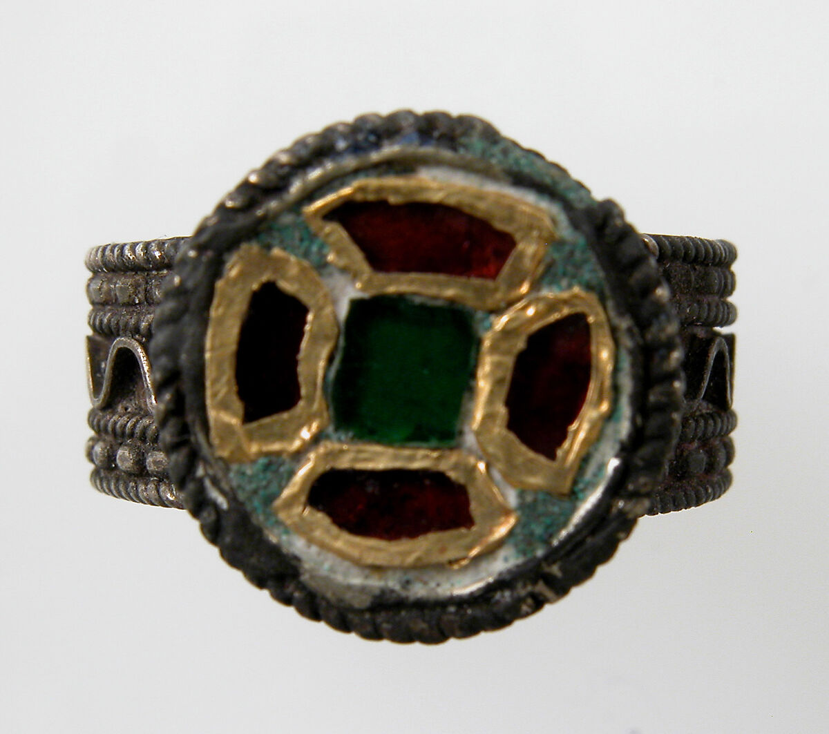 Finger Ring, Silver, gold foil, glass paste, filigree wire, Frankish