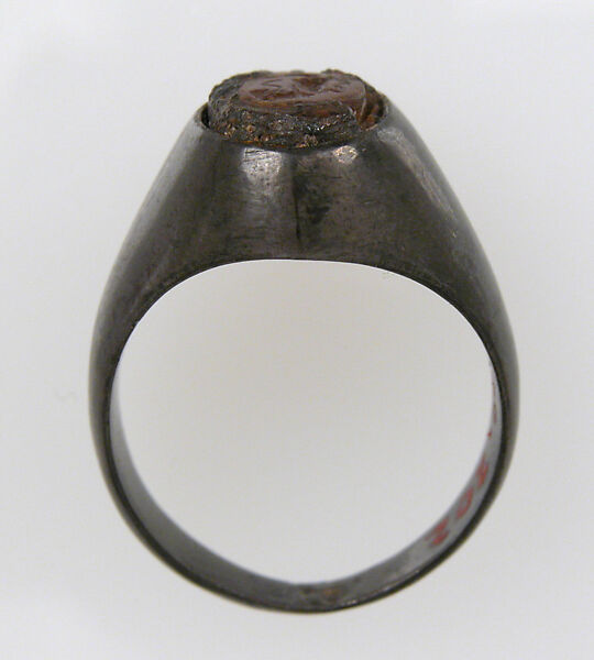 Finger Ring, Silver, carnelian (?) intaglio, European