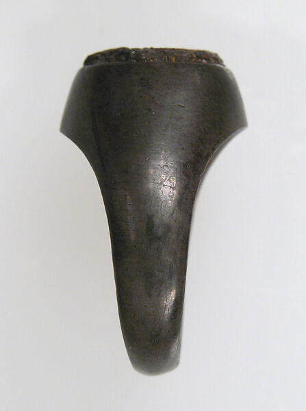 Finger Ring, Silver, carnelian (?) intaglio, European