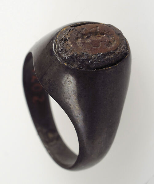 Finger Ring, Silver, carnelian (?) intaglio, European