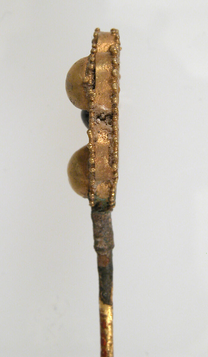 Hairpin, Gold or gilt, glass paste, stone, filigree, Frankish