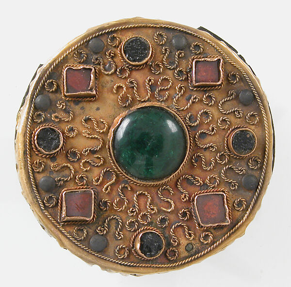 Disk Brooch, Gold, wire, glass, paste, copper alloy core, cabochon, European 