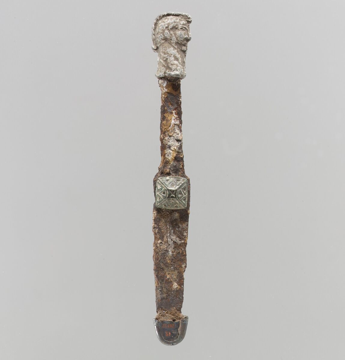 Dagger, Iron, copper alloy, silver, Late Roman 