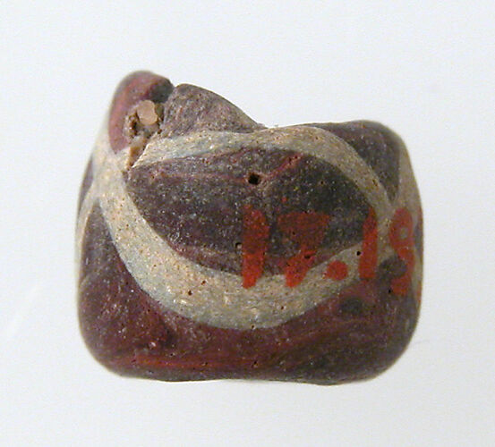 Small Bead