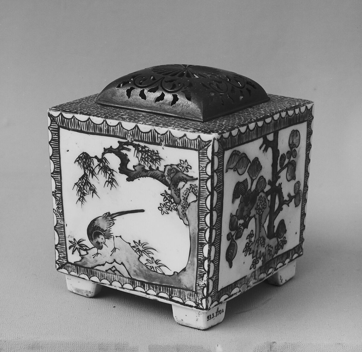 Incense Burner, White porcelain decorated with red under the glaze, and polychrome enamels (Hizen ware, Kutani type), Japan 